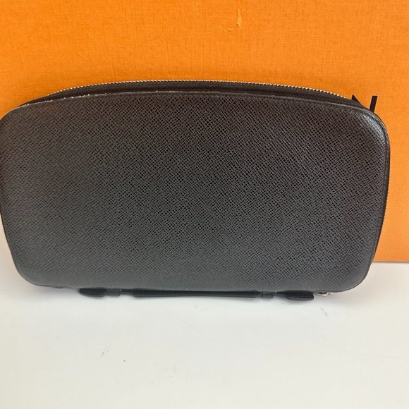 💎✨BEAUTIFUL✨💎Auth Louis Vuitton Taiga Organizer Long Wallet - Picture 1 of 16